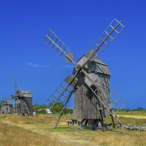 The mills of Lerkaka, five historic windmills The mills of Lerkaka, five historic windmills