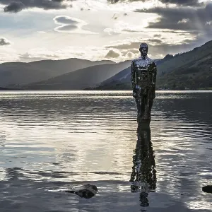 El Hombre del Espejo, Loch Earn, St Fillans. El Hombre del Espejo, Loch Earn, St Fillans.