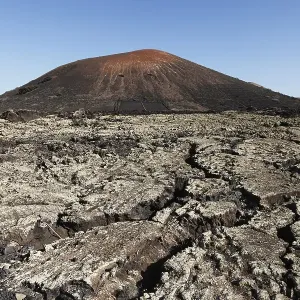 Montana Negra volcano, lava field