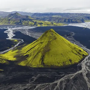 Moss-covered mountain Maelifell