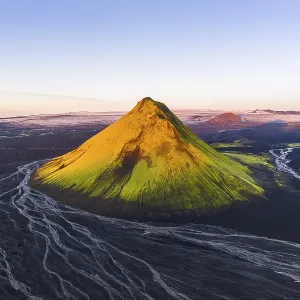 Moss-covered mountain Maelifell