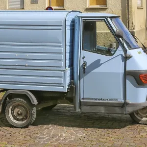 Motorised tricycle with loading area Motorised tricycle with loading area
