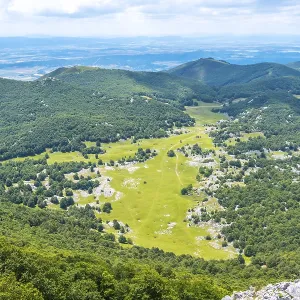 Mount Aizkorri 1523 meters, the highest in Guipuzcoa