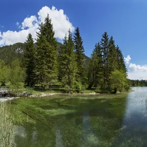Mountain lake, Pillersee, Sankt Ulrich am Pillersee Mountain lake, Pillersee, Sankt Ulrich am Pillersee