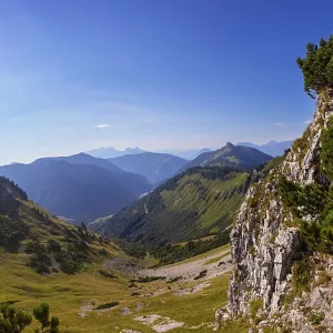 Mountain landscape with view of the Gennerhorn