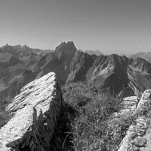 Mountain panorama from Laufbacher-Eckweg to Hofats