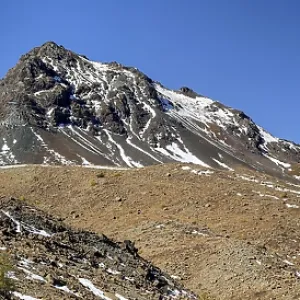 Mountain panorama from Meierhoftalli to Schwarzhorn in autumn