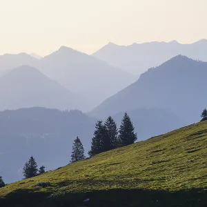 Mountains in haze, at Sudelfeld
