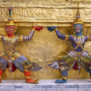 Mythical figures at the Royal Grand Palace Mythical figures at the Royal Grand Palace