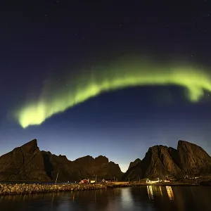 Northern lights over Hamnoy, Lofoten Northern lights over Hamnoy, Lofoten