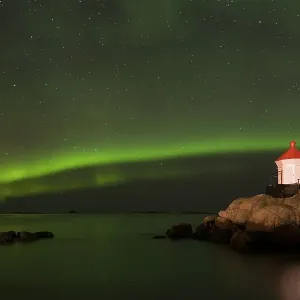 Northern Lights via lighthouse (Aurora borealis)