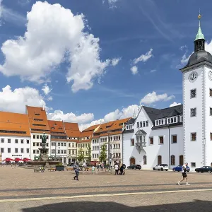 Obermarkt with council pharmacy