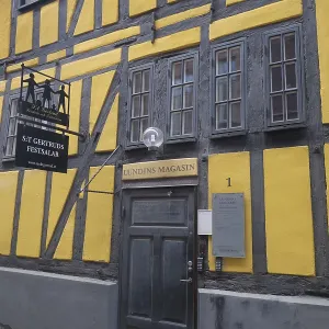 Old timber-frame house, Old Town