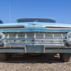 Oldtimer Chevrolet Impala, front grill