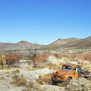 Oldtimer towing vehicle in the desert at El Paso Texas USA