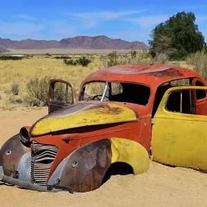 Oldtimer Wreck, Canyon Road House