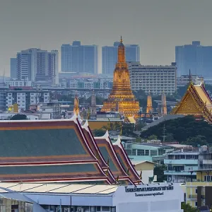 Panorama from Golden Mount to the illuminated Wat Ratchabophit