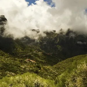 Panorama from the Mirador de Hilda viewpoint