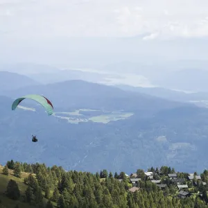 Paraglider in Flight, Gerlitzen Alpe Print