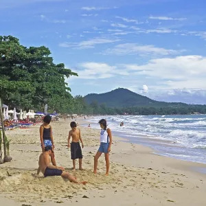 People, children, Chaweng Beach on Ko Samui People, children, Chaweng Beach on Ko Samui