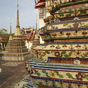 Phra Chedi Rai at Wat Pho, Bangkok, Thailand Phra Chedi Rai at Wat Pho, Bangkok, Thailand