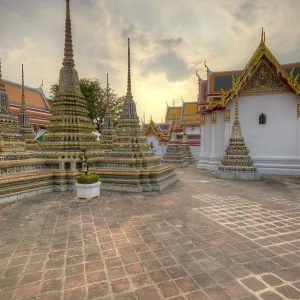 Phra Chedi Rai at Wat Pho, Bangkok, Thailand Phra Chedi Rai at Wat Pho, Bangkok, Thailand