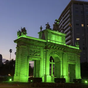Porta del Mar, Archway for King Felipe II