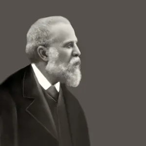 Portrait of Antoni Gaudi i Cornet