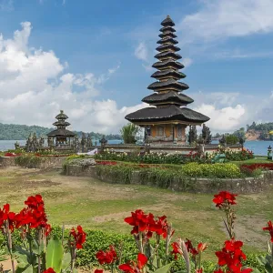 Pura Ulun Danu Bratan, attraction Pura Ulun Danu Bratan, attraction