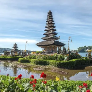Pura Ulun Danu Bratan Buddhist water temple with flowers, Bratan Lake, Bali, Indonesia, Asia Pura Ulun Danu Bratan Buddhist water temple with flowers, Bratan Lake, Bali, Indonesia, Asia