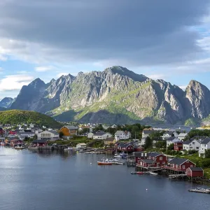 Reine, Reinefjord with mountains