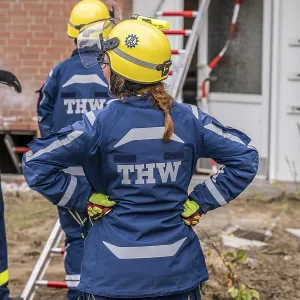 Rescue and recovery of people after a drone attack on residential buildings in a civil defence scenario
