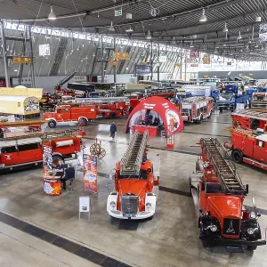 Retro Classics car show opens in Stuttgart