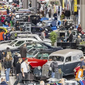 Retro Classics Stuttgart opens its doors