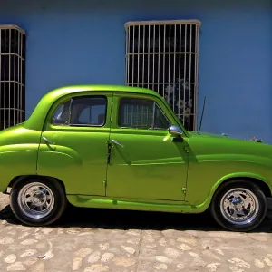 Revamped Vintage Car in Trinidad, Cuba Print
