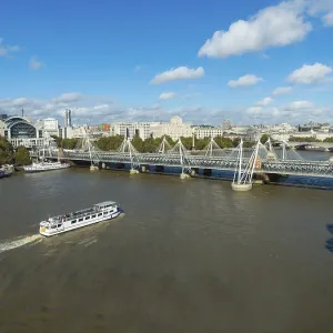 River Thames, boat, Hungerford Bridge River Thames, boat, Hungerford Bridge