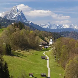 Road to Wamberg near Garmisch-Partenkirchen Road to Wamberg near Garmisch-Partenkirchen