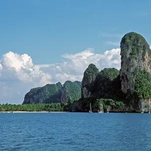 Rocks in the sea, Railay East, two years in front of the tsunami Rocks in the sea, Railay East, two years in front of the tsunami