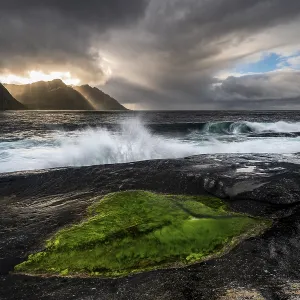 Rocky coast of Tungeneset, walking time pool Rocky coast of Tungeneset, walking time pool