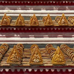 Roof decoration at the Uposatha Hall Roof decoration at the Uposatha Hall