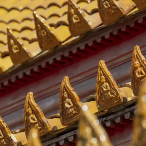 Roof decoration at the Uposatha Hall Roof decoration at the Uposatha Hall