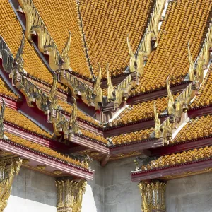 Roof decoration at the Uposatha Hall