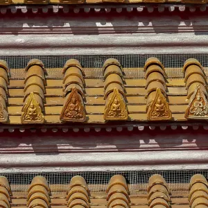 Roof decoration on the Uposatha Hall