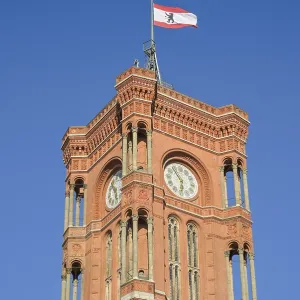 Rotes Rathaus, RathausstraBe