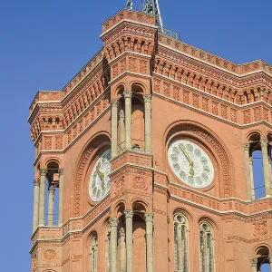 Rotes Rathaus, RathausstraBe