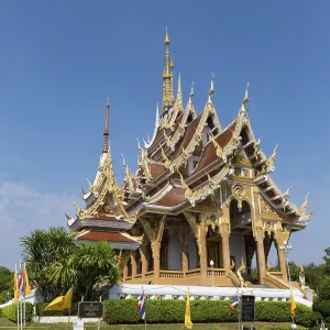 Saint Bot of Wat Pa Saeng Arun