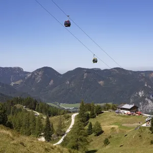 Sankt Gilgen am Wolfgangsee, Sausteigalm with Zwoelferhorn cable car