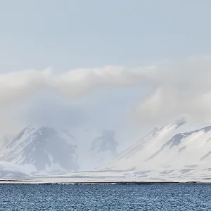 Sea, mountain range, Eolusneset