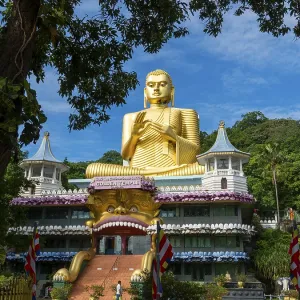 Seated Buddha, golden temple, Dambulla Seated Buddha, golden temple, Dambulla