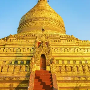 Shwezigon Pagoda, golden stupa